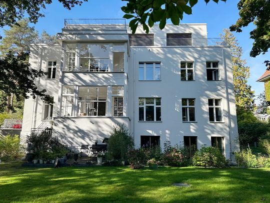 Herrschaftliche Beletage mit gepflegtem Garten im Herzen von Grunewald